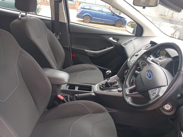Used Ford Focus 2015 for sale - 76238938: Photo 24