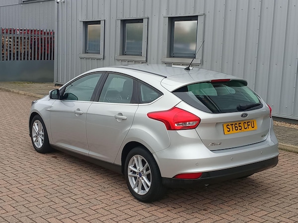 Used Ford Focus 2015 for sale - 76238938: Photo 4