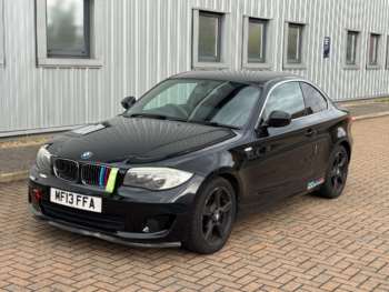 2013 (13) - 120i Exclusive Edition 2dr