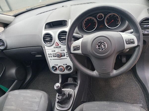 Used Vauxhall Corsa 2012 for sale - 75614012: Photo 11