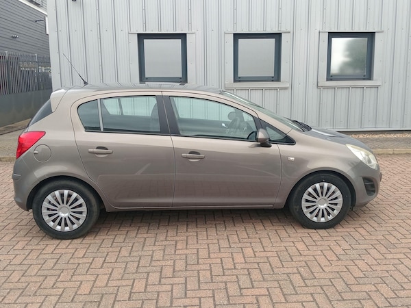 Used Vauxhall Corsa 2012 for sale - 75614012: Photo 7