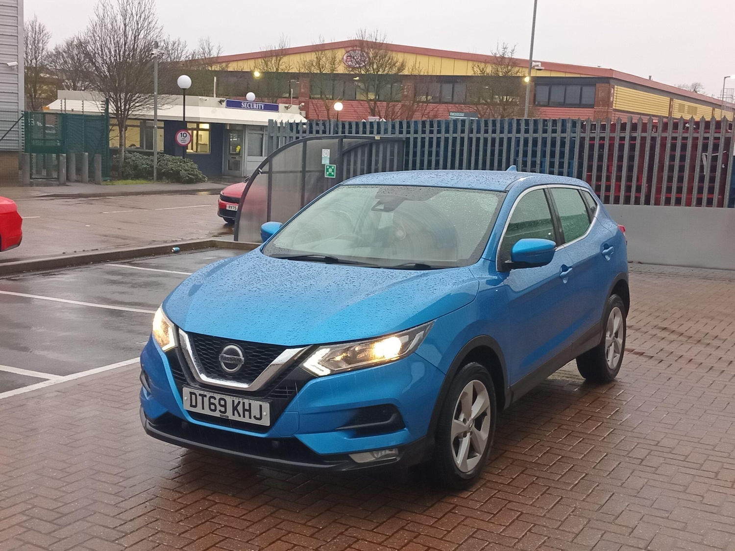 Used Nissan Qashqai for sale - 77215368: Photo 2