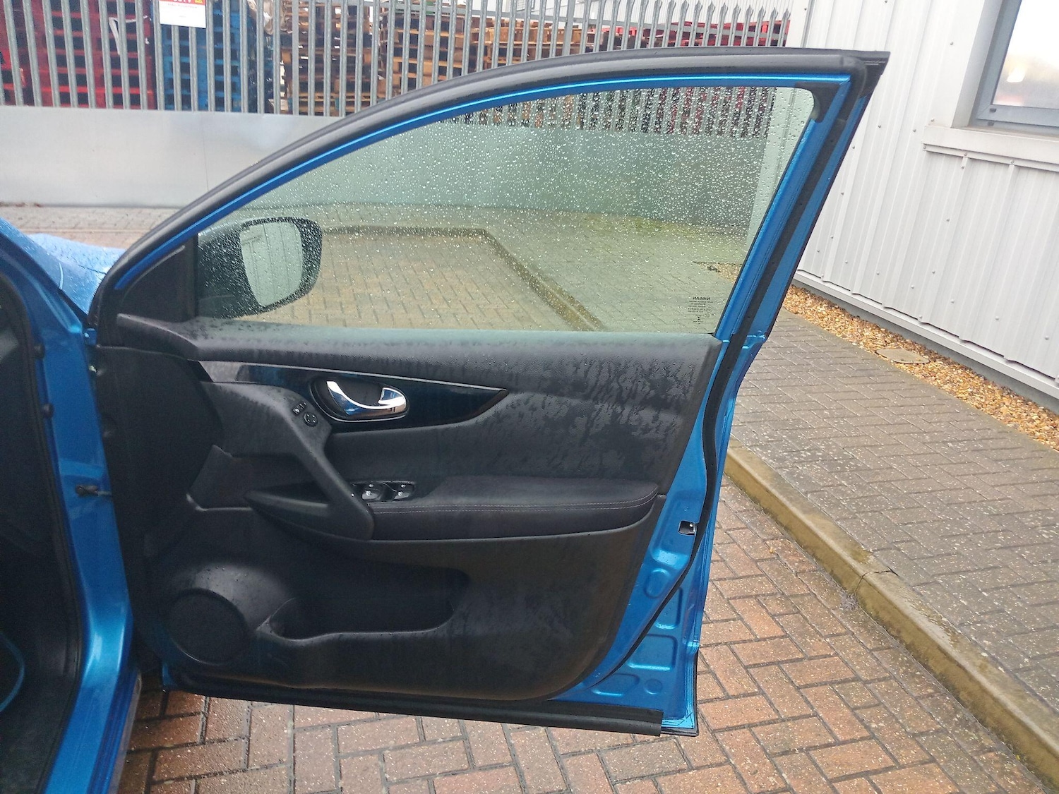 Used Nissan Qashqai for sale - 77215368: Photo 31