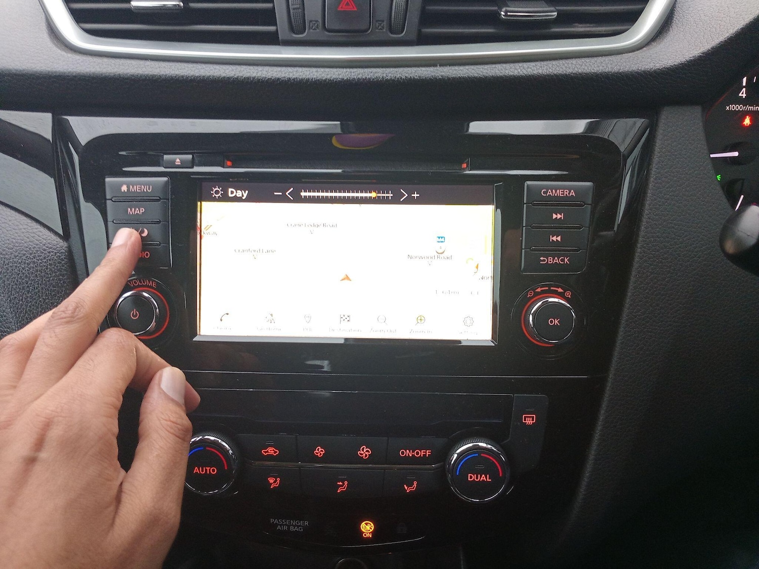 Used Nissan Qashqai for sale - 77215368: Photo 39