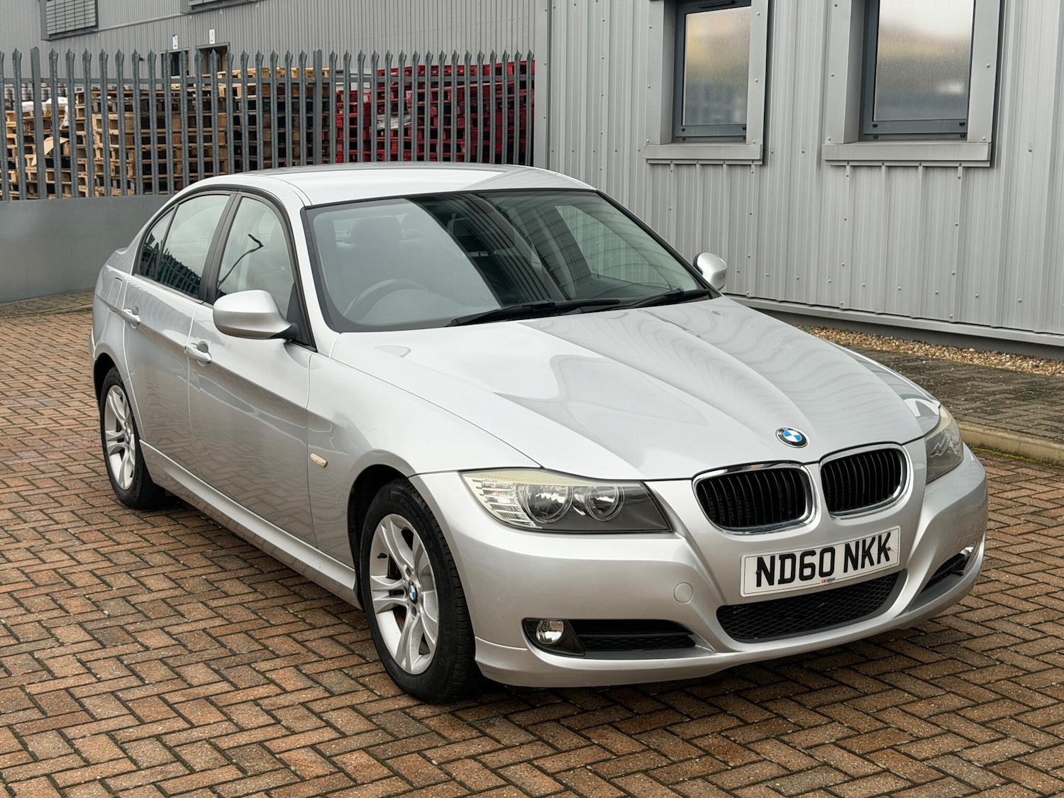 Used BMW 3 Series 2010 for sale - 76727727: Photo 1