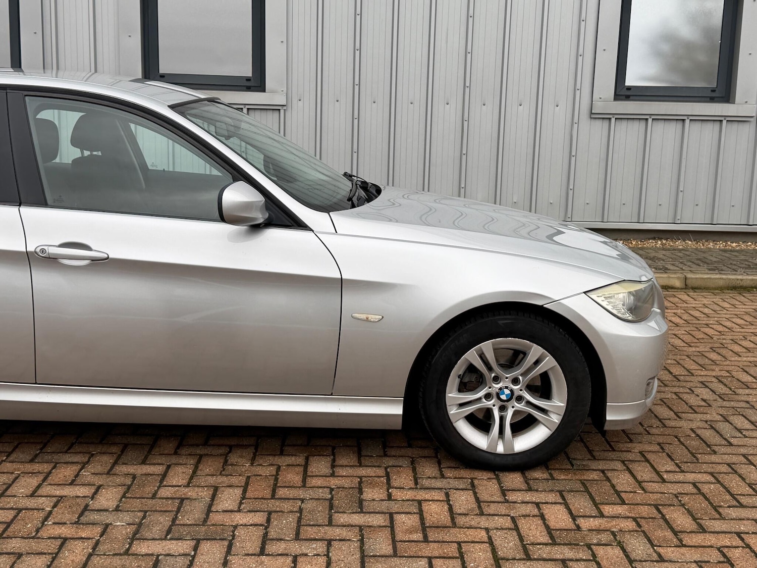Used BMW 3 Series 2010 for sale - 76727727: Photo 11