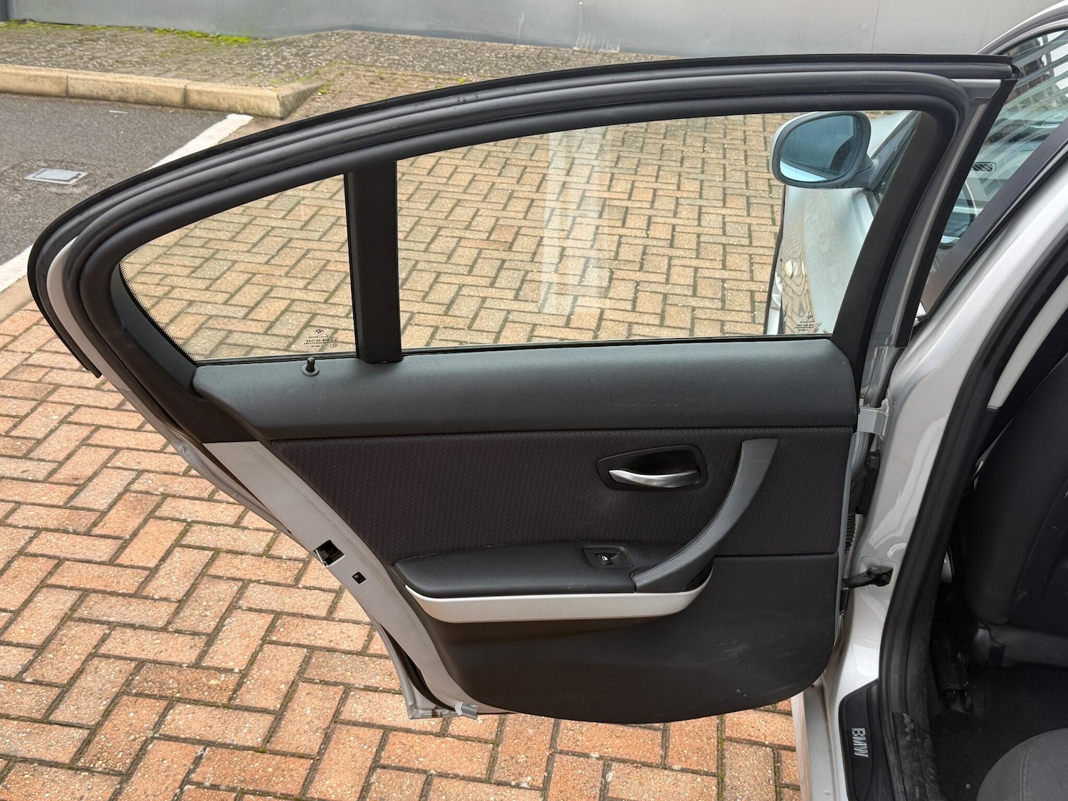 Used BMW 3 Series 2010 for sale - 76727727: Photo 30