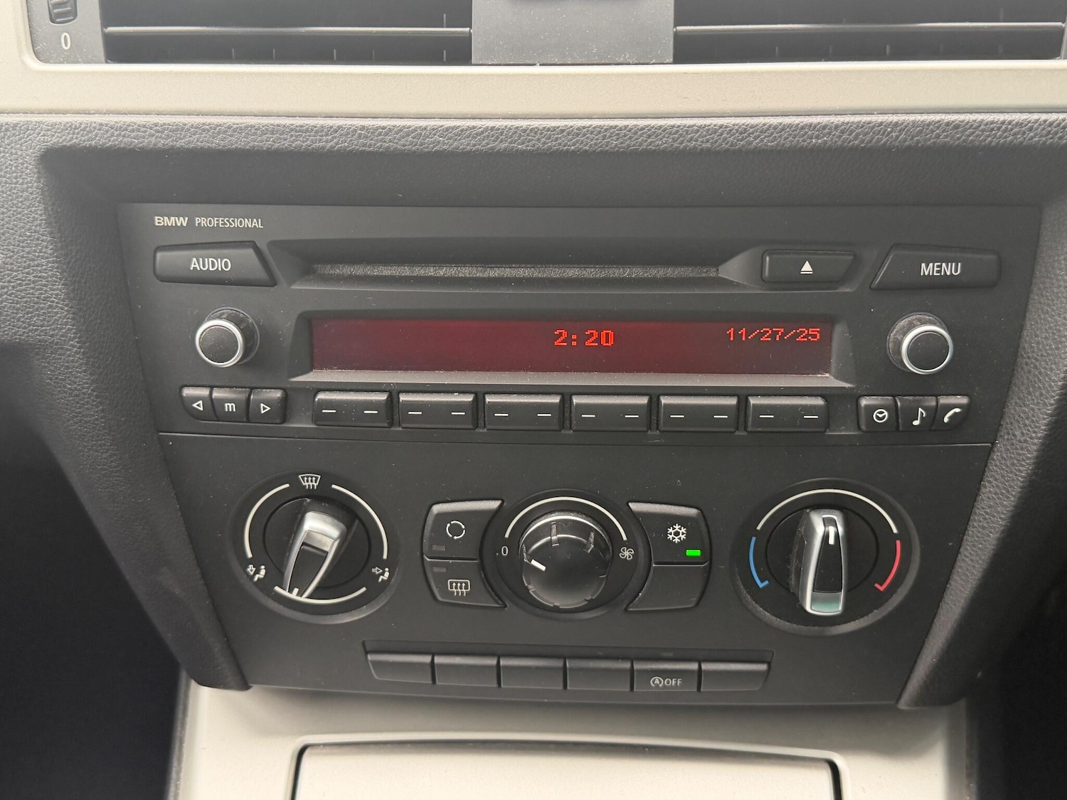 Used BMW 3 Series 2010 for sale - 76727727: Photo 37