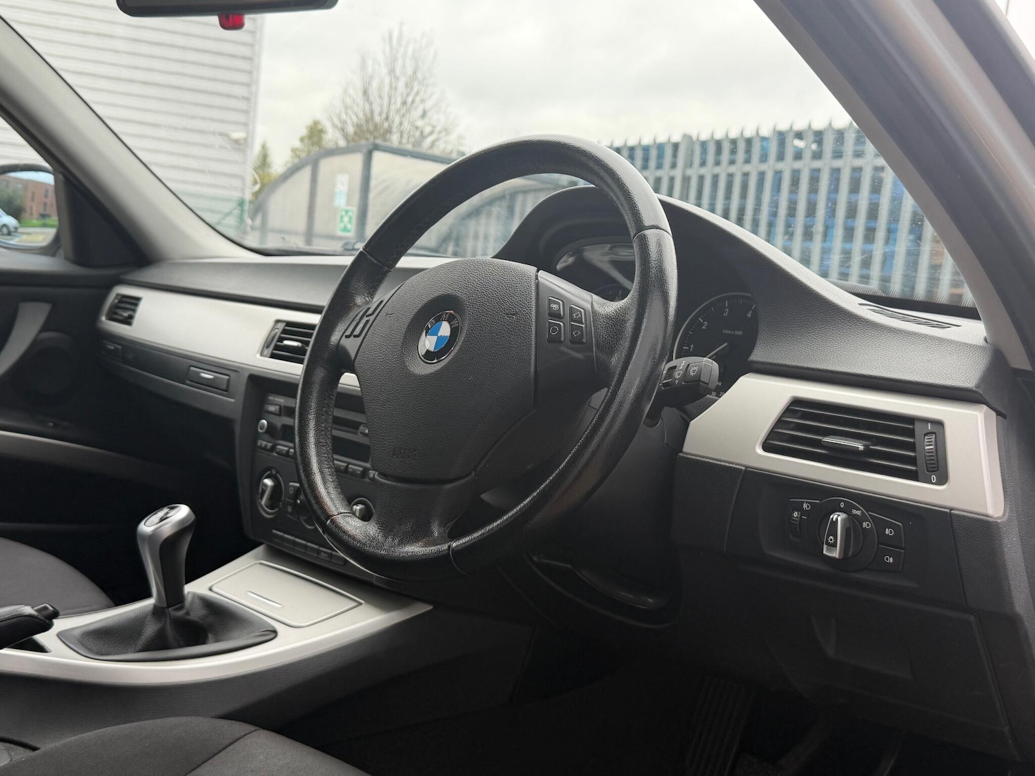 Used BMW 3 Series 2010 for sale - 76727727: Photo 47