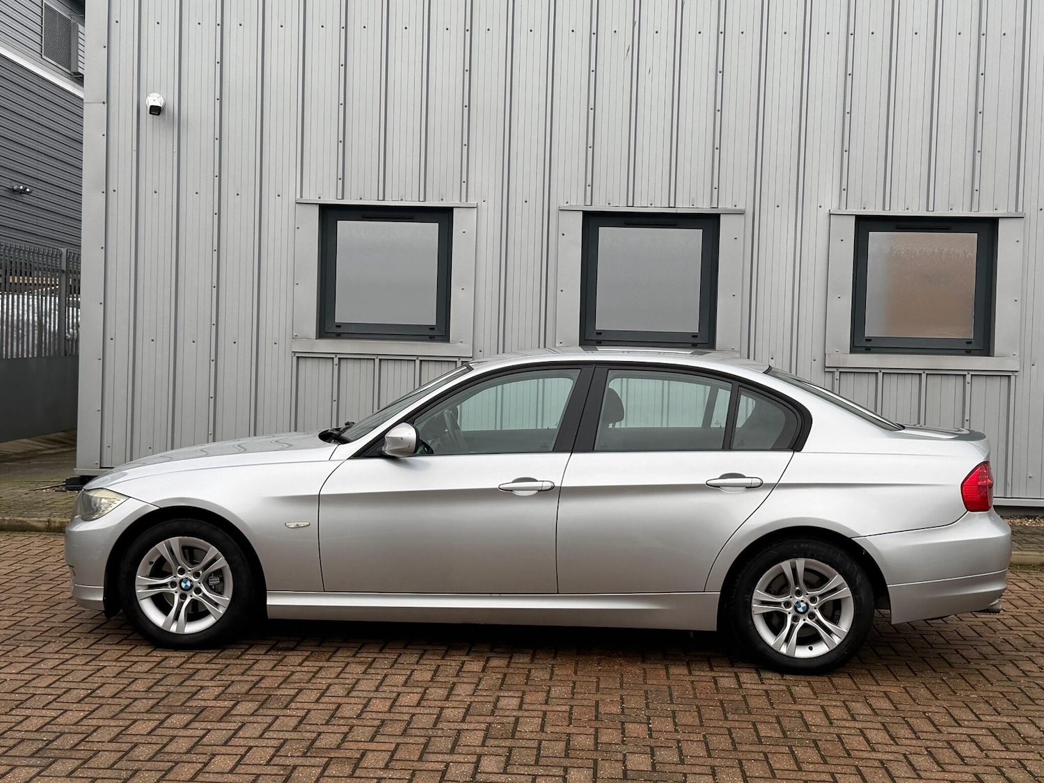 Used BMW 3 Series 2010 for sale - 76727727: Photo 8