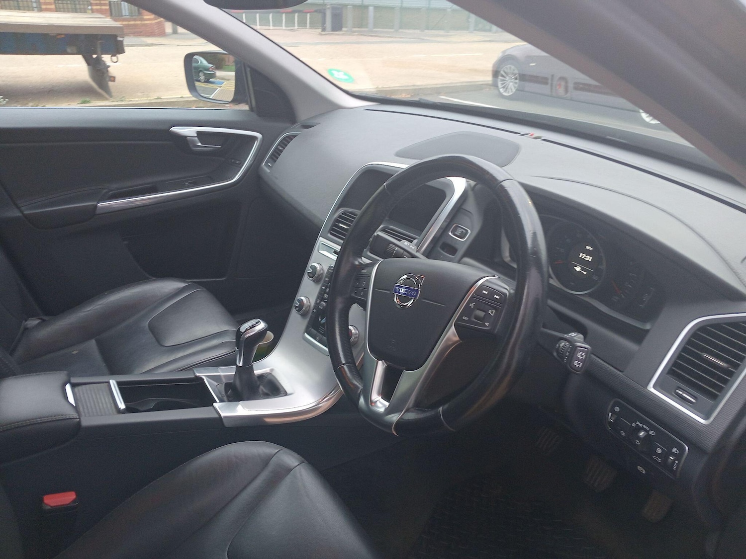 Used Volvo XC60 2016 for sale - 76315058: Photo 16