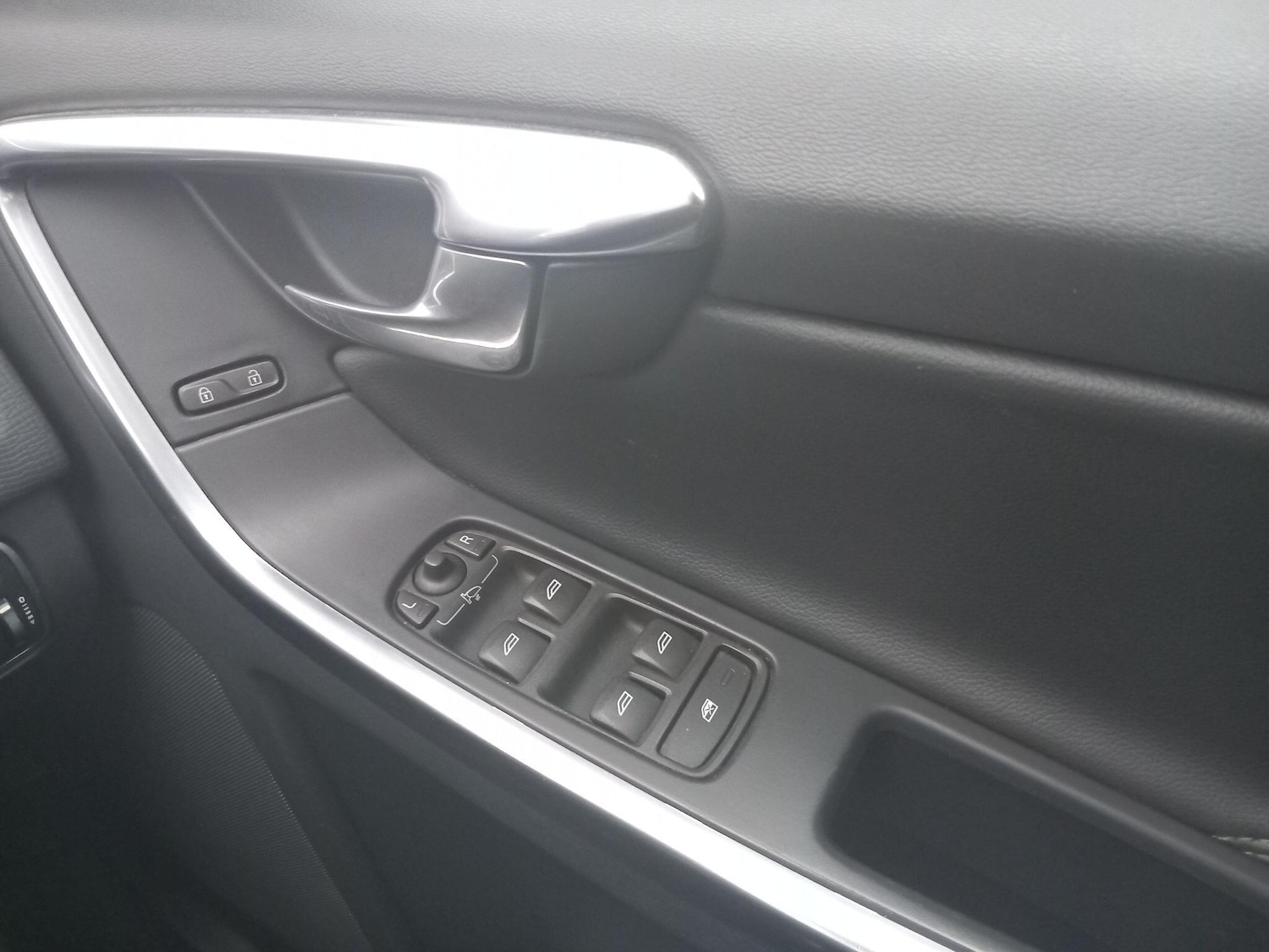 Used Volvo XC60 2016 for sale - 76315058: Photo 25