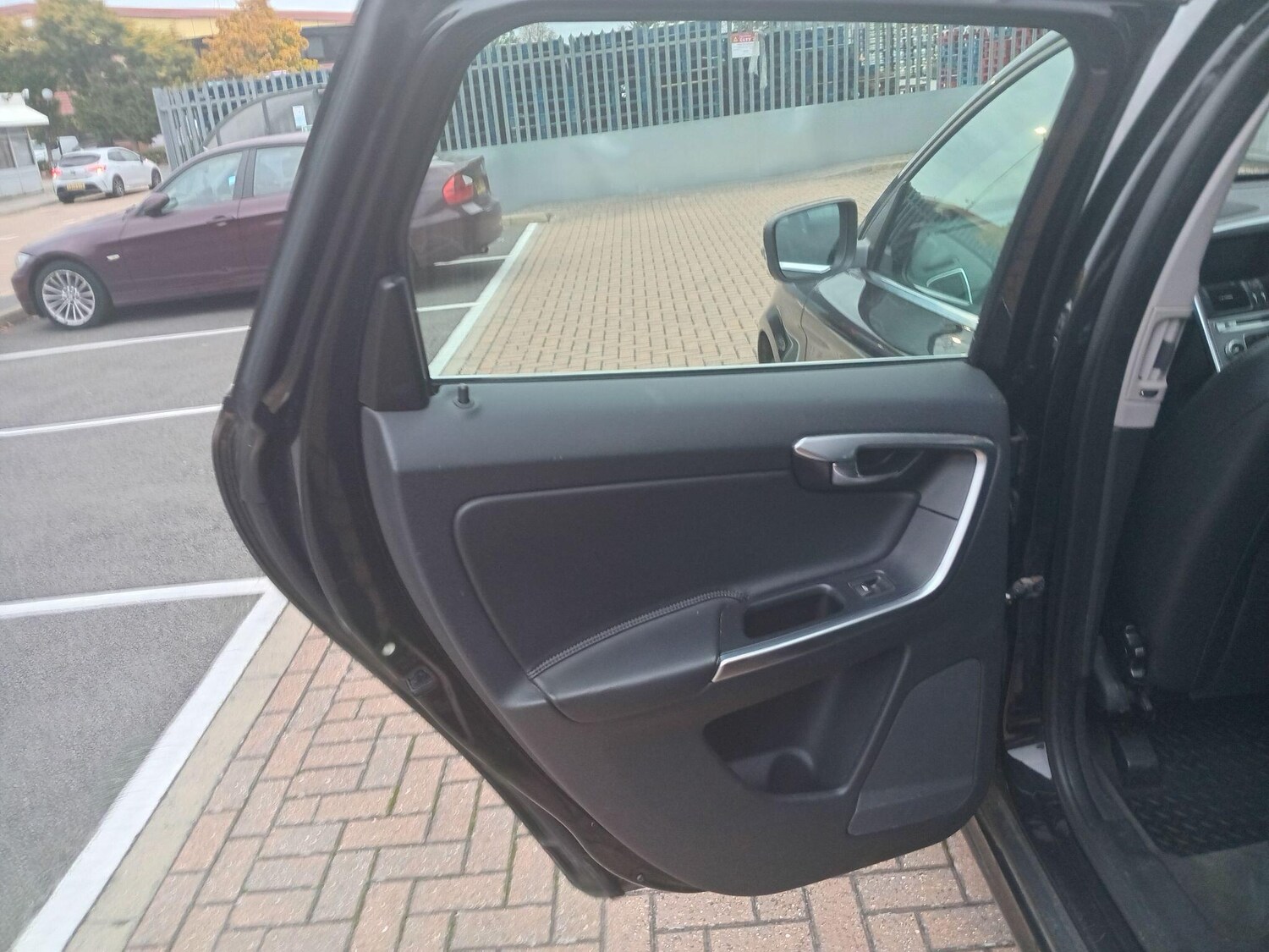 Used Volvo XC60 2016 for sale - 76315058: Photo 28