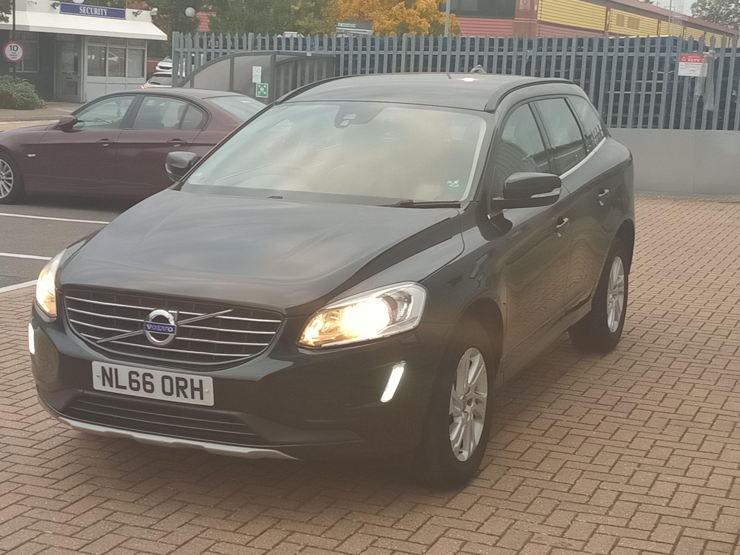 Used Volvo XC60 2016 for sale - 76315058: Photo 6