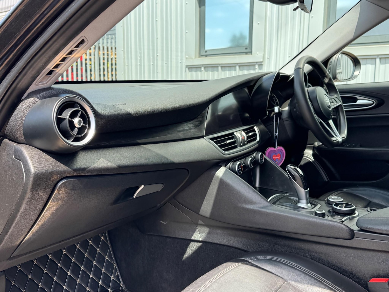 Used Alfa Romeo Giulia 2019 for sale - 76020637: Photo 17