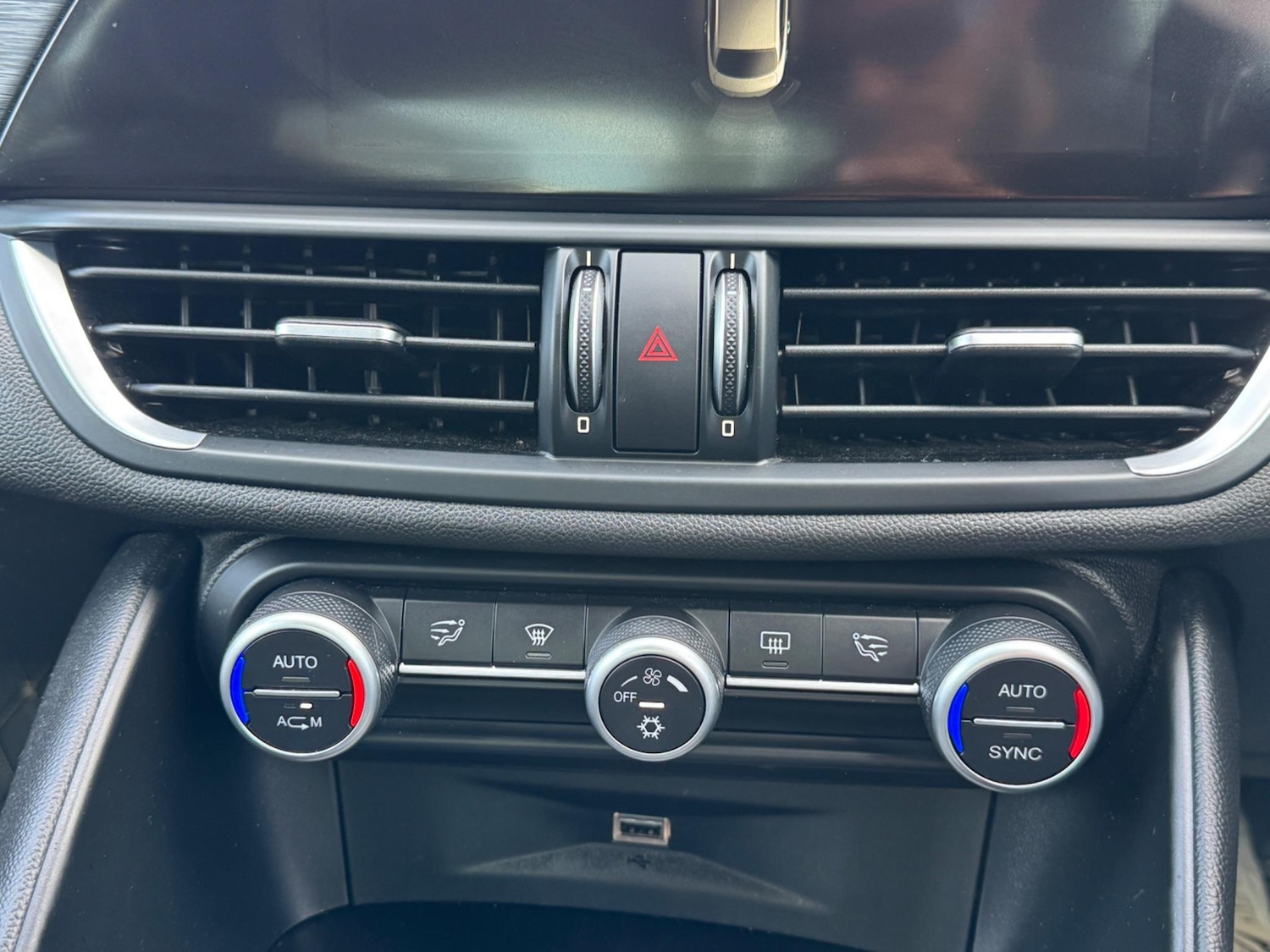 Used Alfa Romeo Giulia 2019 for sale - 76020637: Photo 25