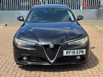 Used Alfa Romeo Giulia 2019 for sale - 76020637: Photo 2