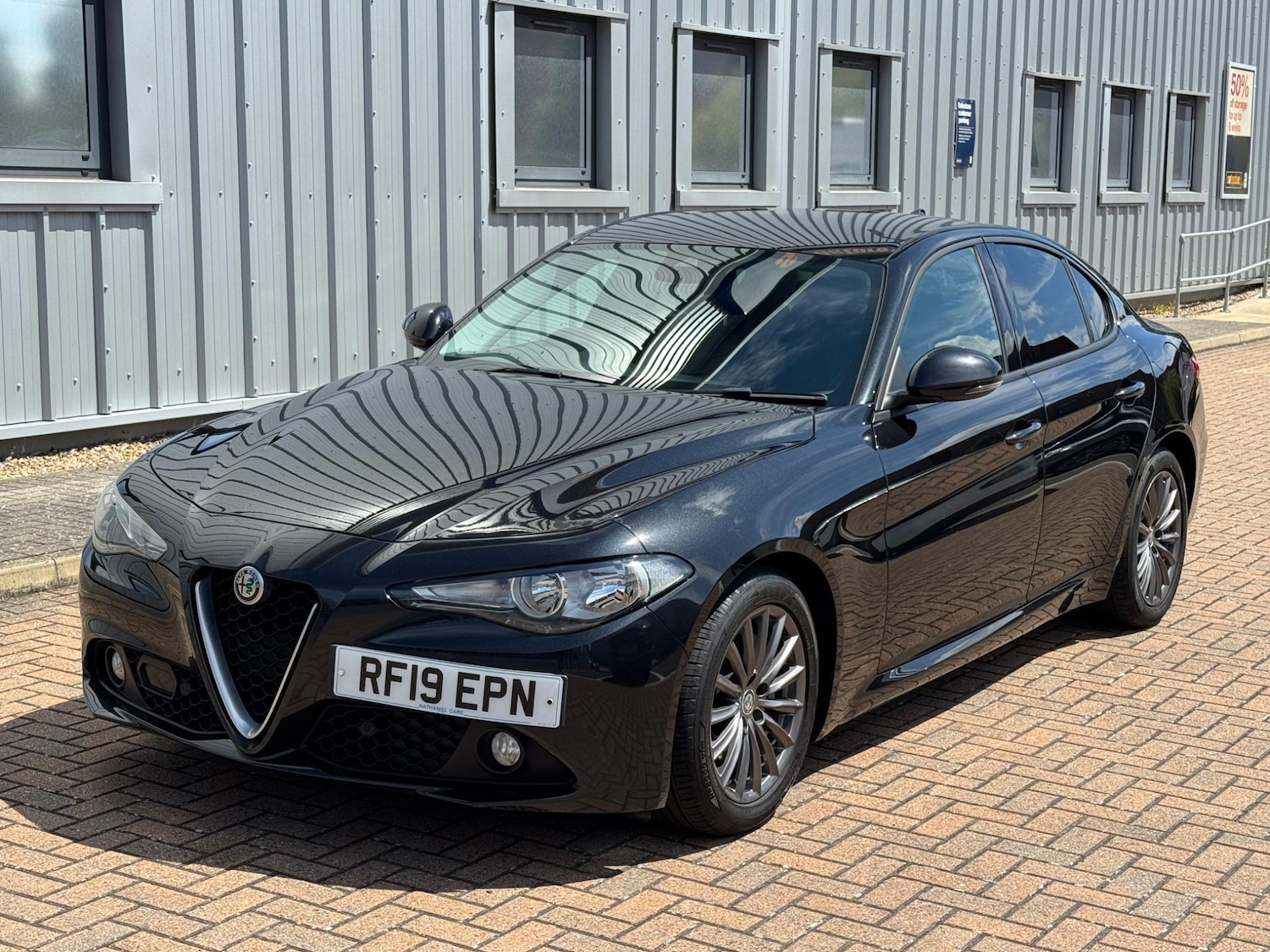 Used Alfa Romeo Giulia 2019 for sale - 76020637: Photo 3