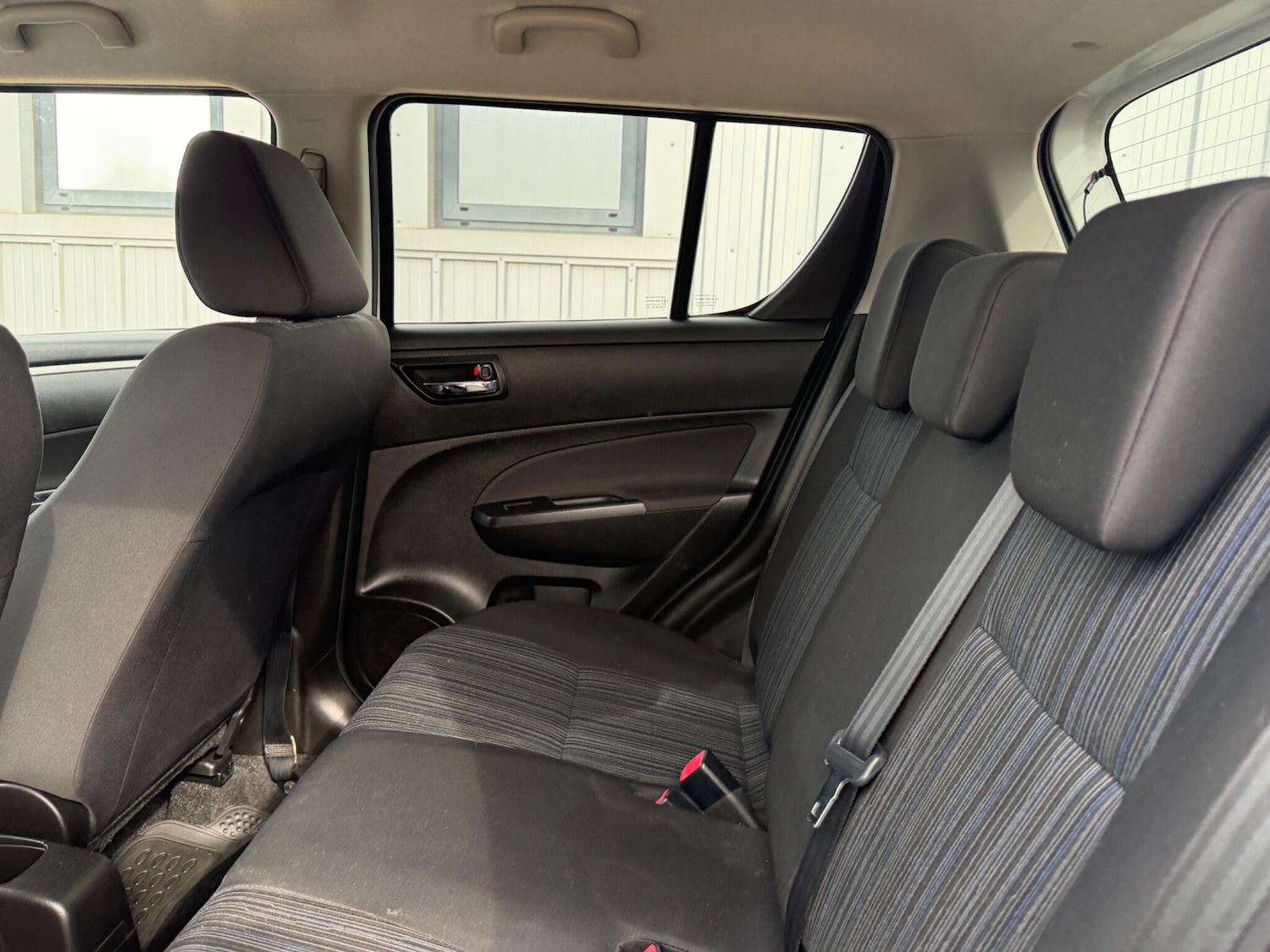 Used Suzuki Swift 2016 for sale - 77882303: Photo 28