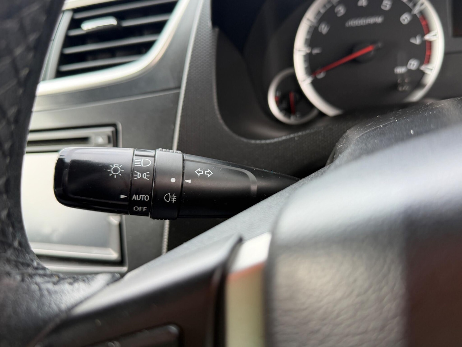 Used Suzuki Swift 2016 for sale - 77882303: Photo 35