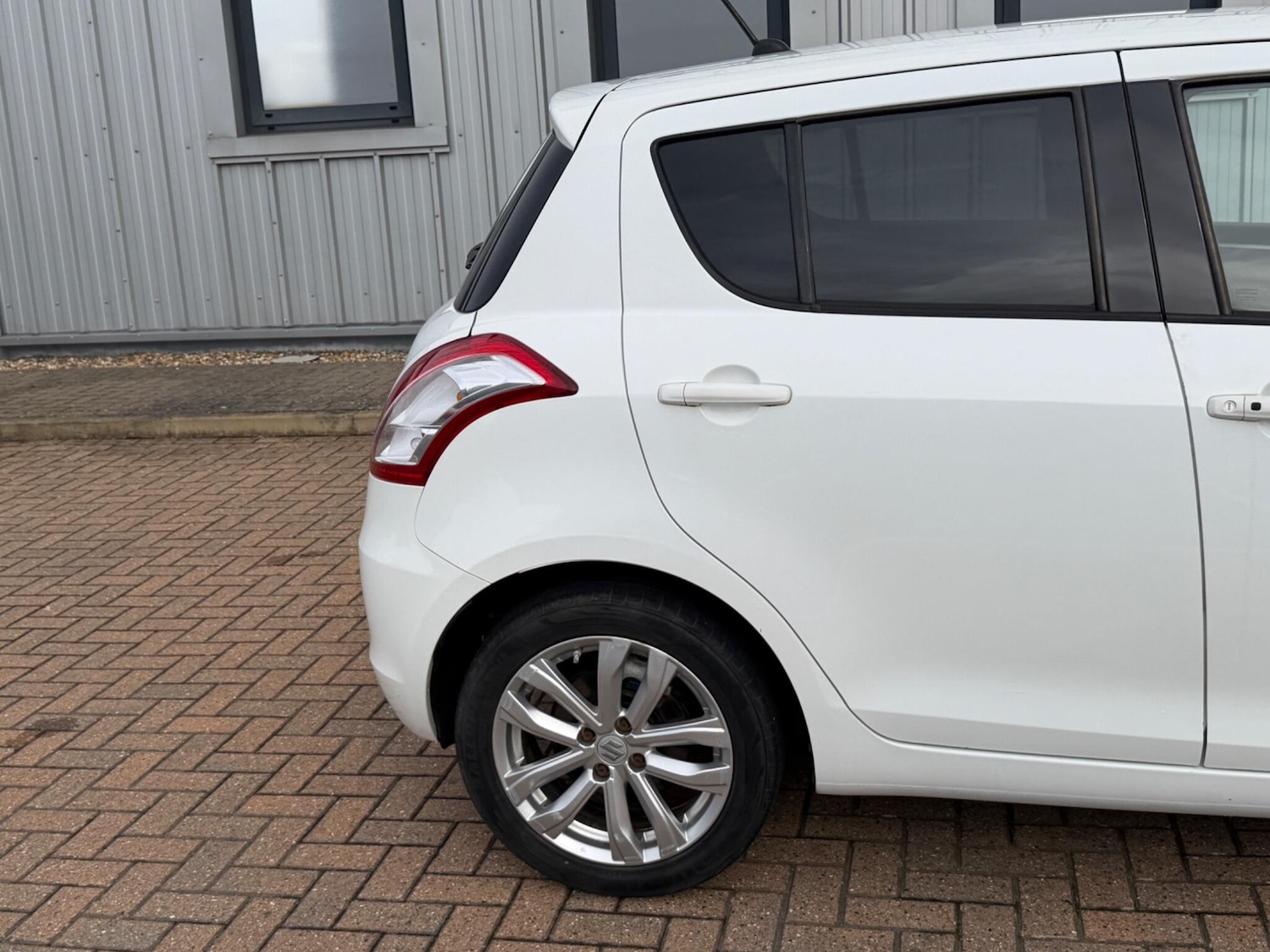 Used Suzuki Swift 2016 for sale - 77882303: Photo 47