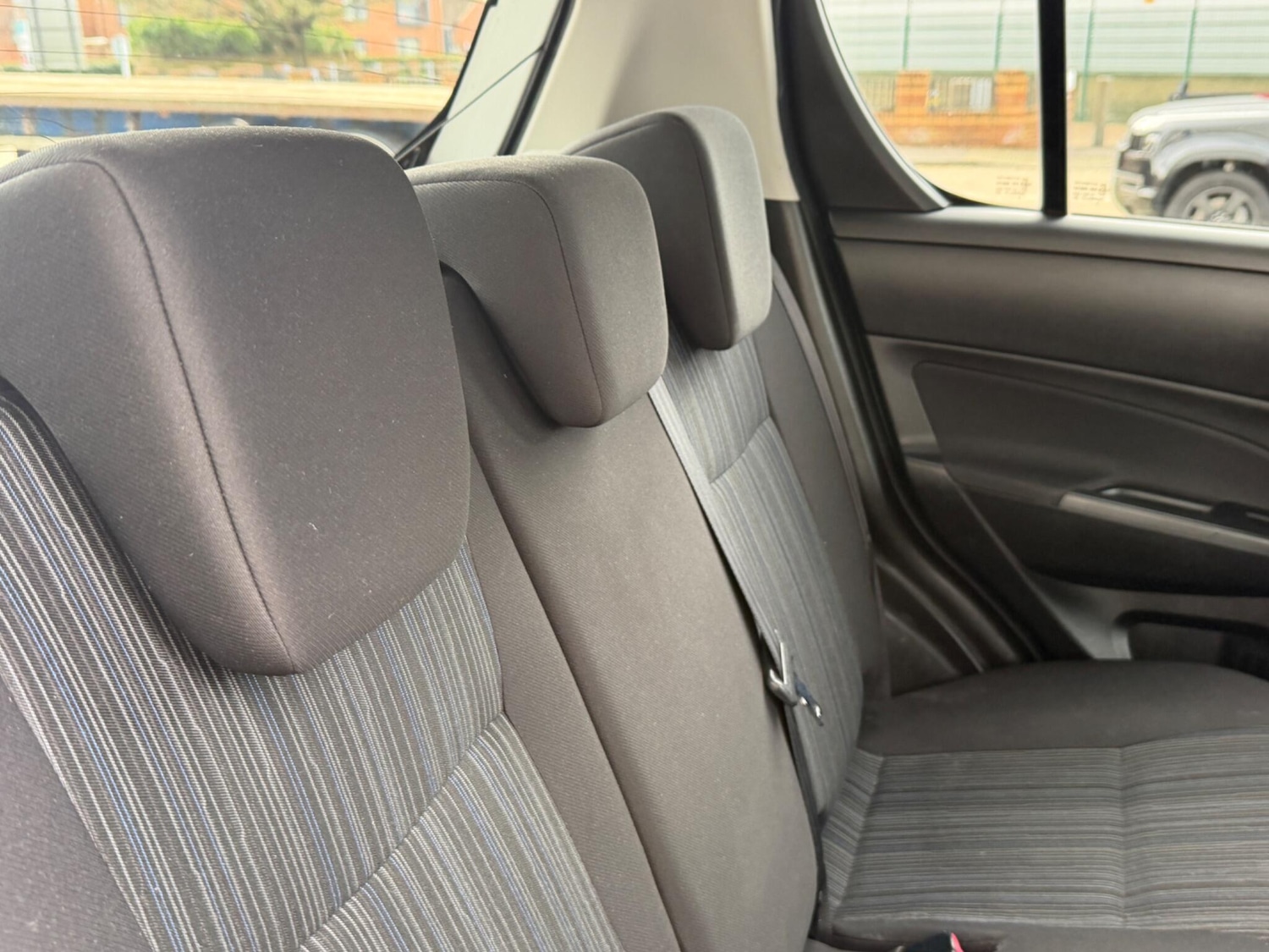 Used Suzuki Swift 2016 for sale - 77882303: Photo 57