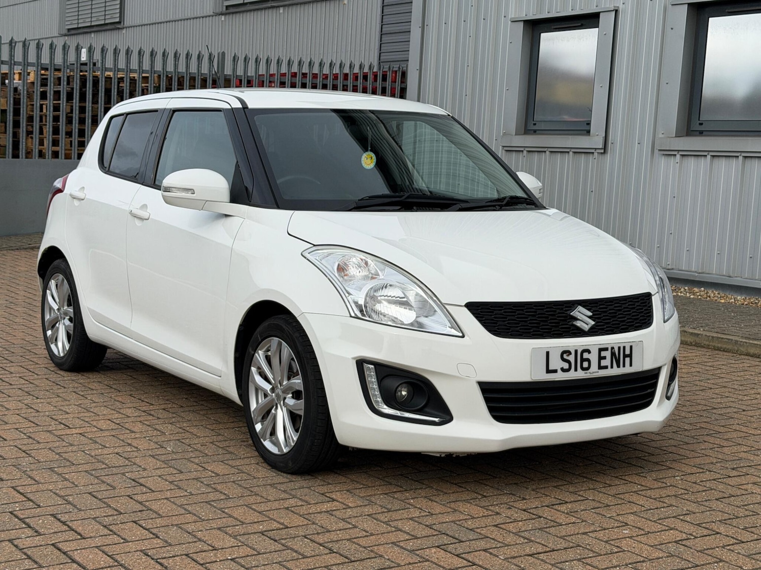 Used Suzuki Swift 2016 for sale - 77882303: Photo 6