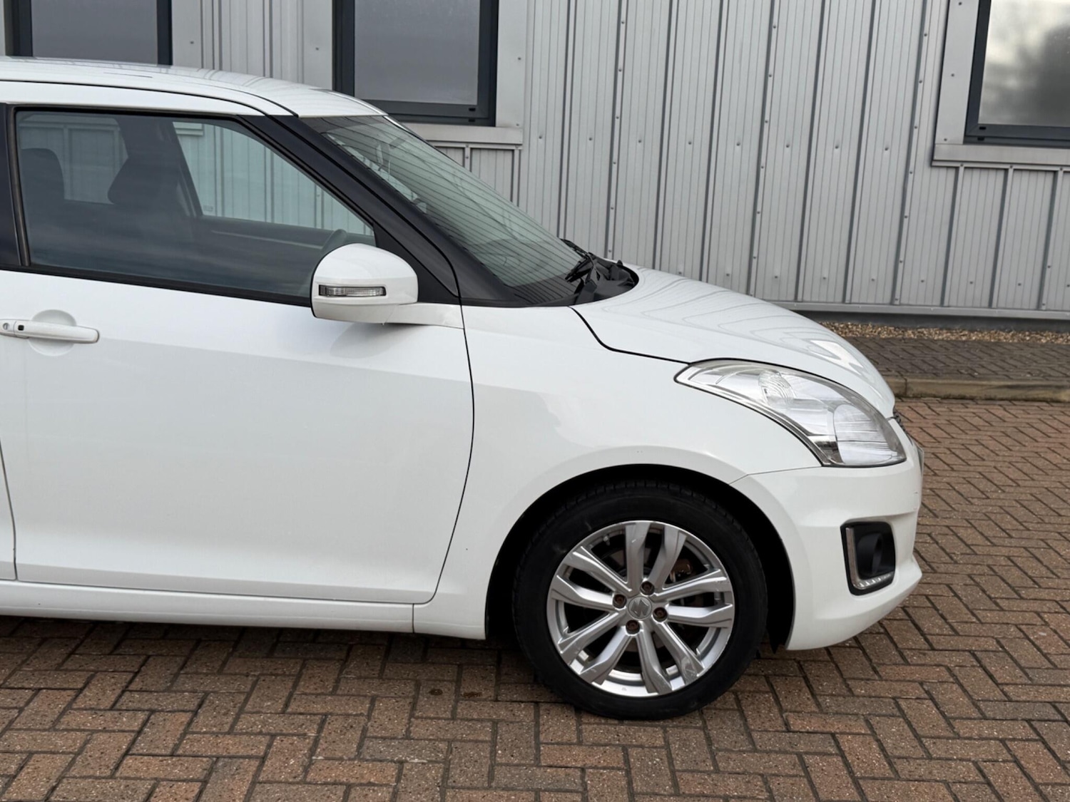 Used Suzuki Swift 2016 for sale - 77882303: Photo 7