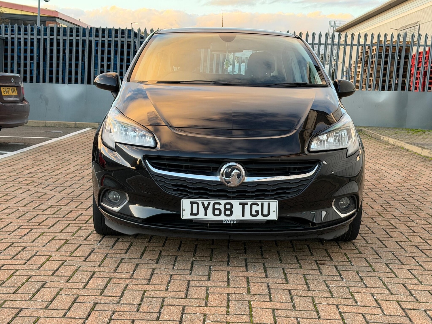Used Vauxhall Corsa 2018 for sale - 76992652: Photo 2