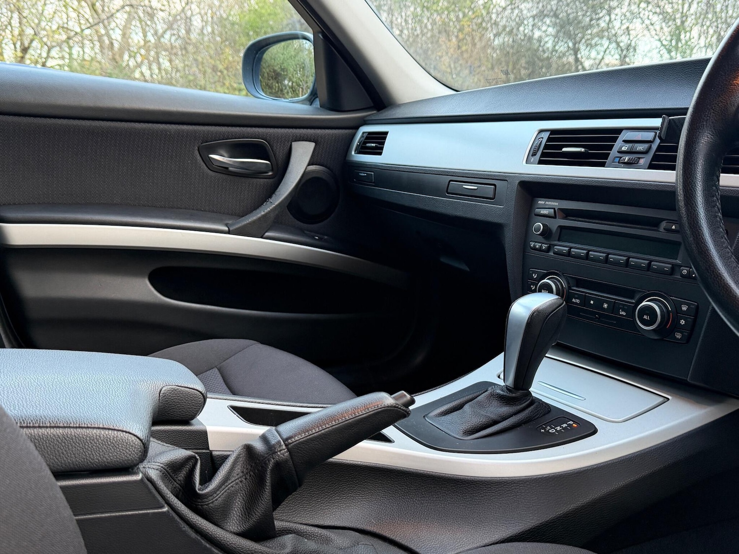 Used BMW 3 Series 2011 for sale - 76620508: Photo 20