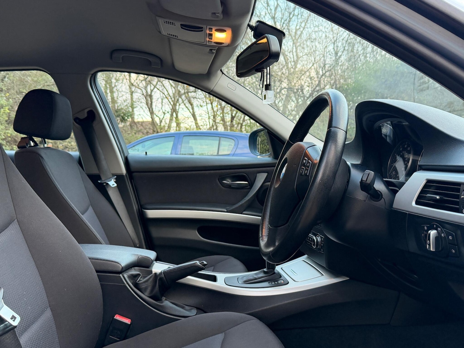 Used BMW 3 Series 2011 for sale - 76620508: Photo 24