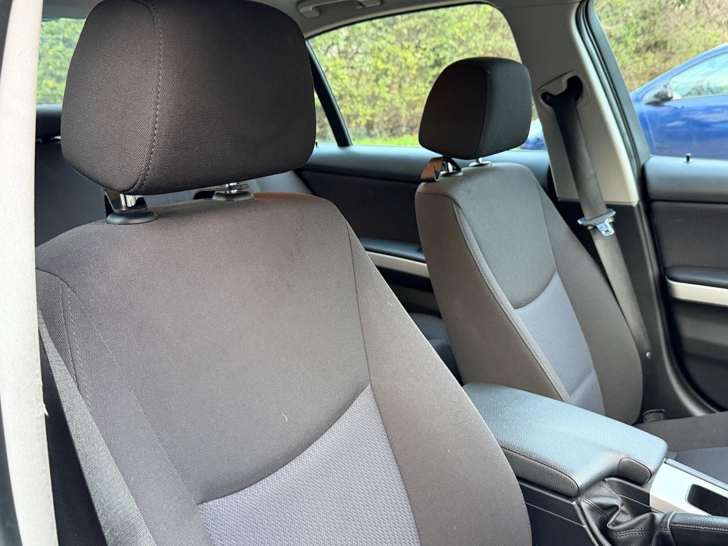 Used BMW 3 Series 2011 for sale - 76620508: Photo 25