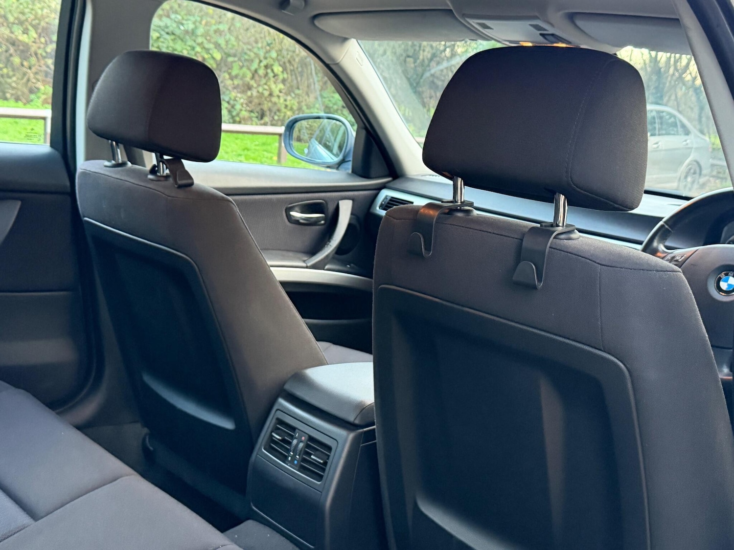 Used BMW 3 Series 2011 for sale - 76620508: Photo 28