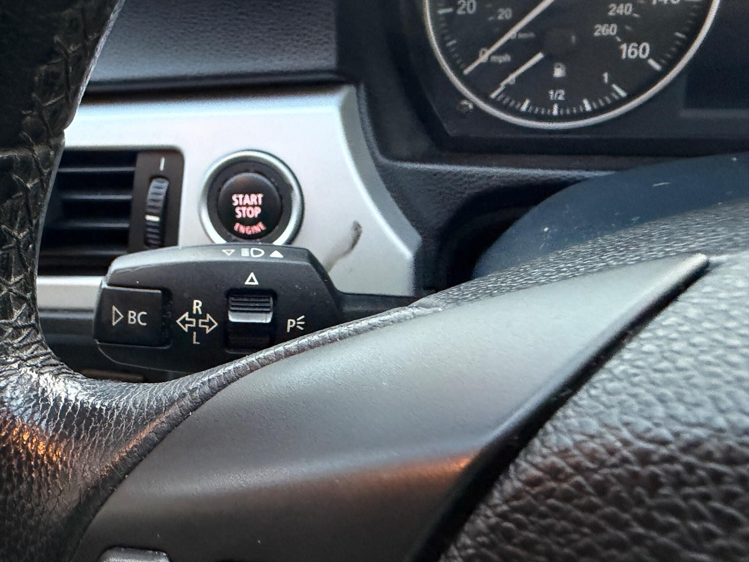 Used BMW 3 Series 2011 for sale - 76620508: Photo 35