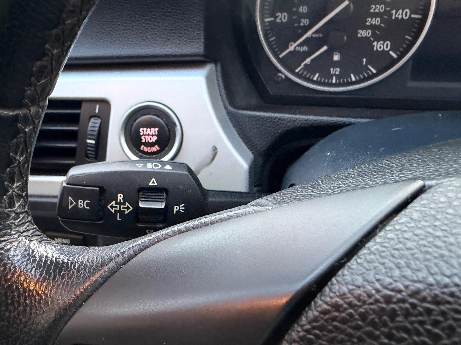 Used BMW 3 Series 2011 for sale - 76620508: Photo 38