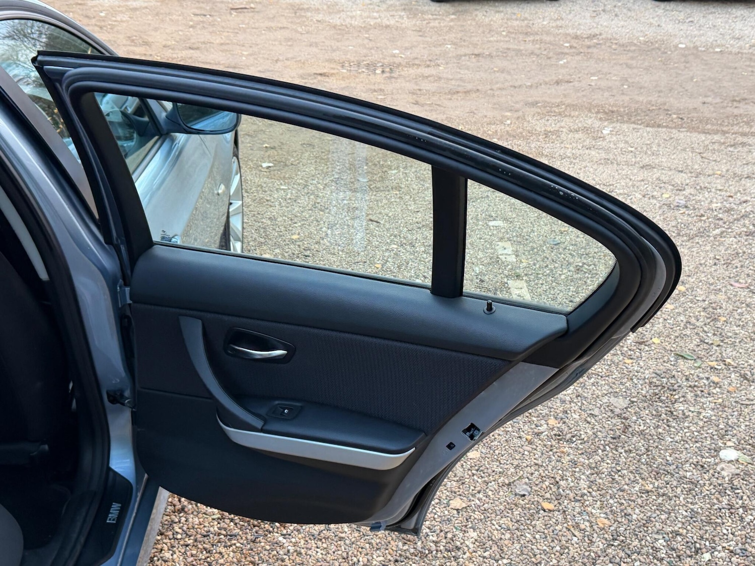 Used BMW 3 Series 2011 for sale - 76620508: Photo 41