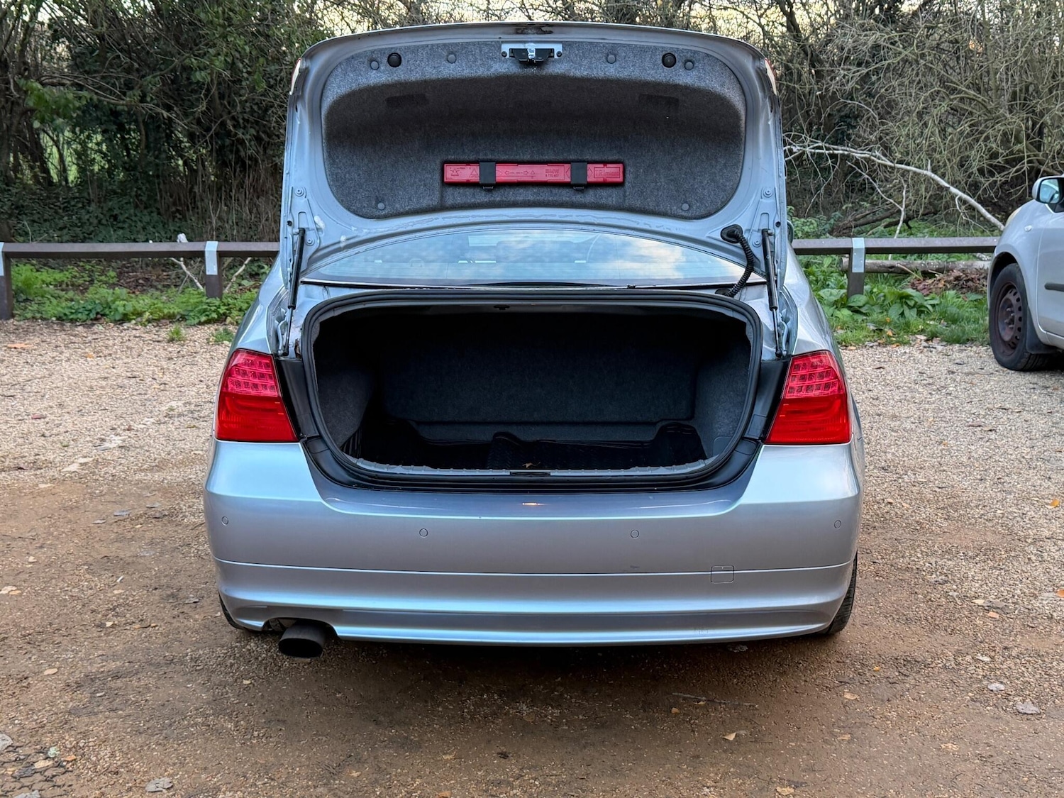 Used BMW 3 Series 2011 for sale - 76620508: Photo 52