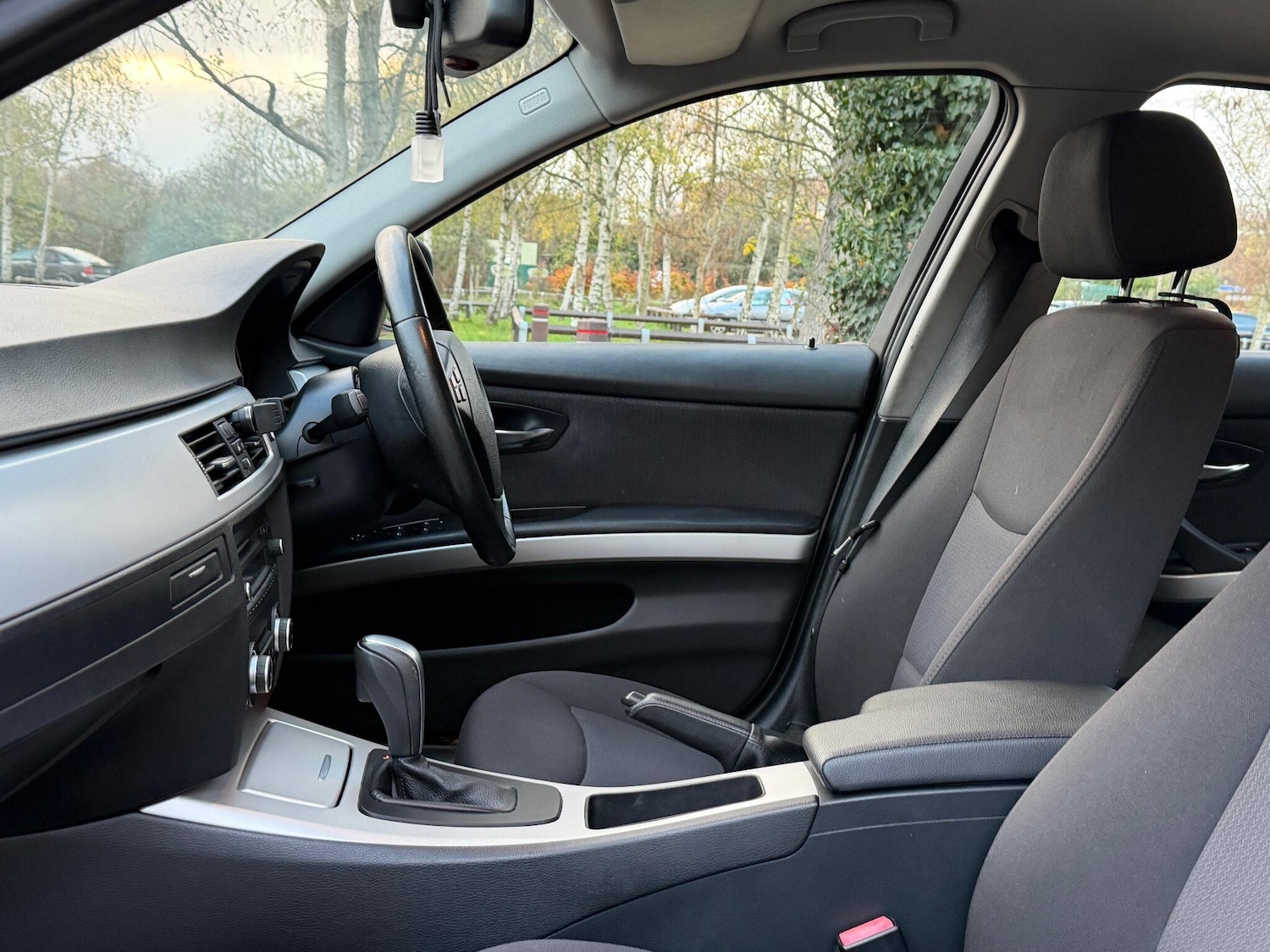 Used BMW 3 Series 2011 for sale - 76620508: Photo 54