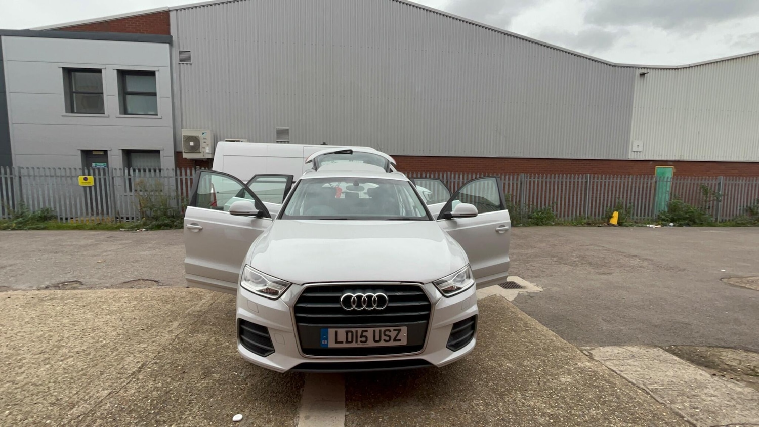 Used Audi Q3 2015 for sale - 76423236: Photo 11