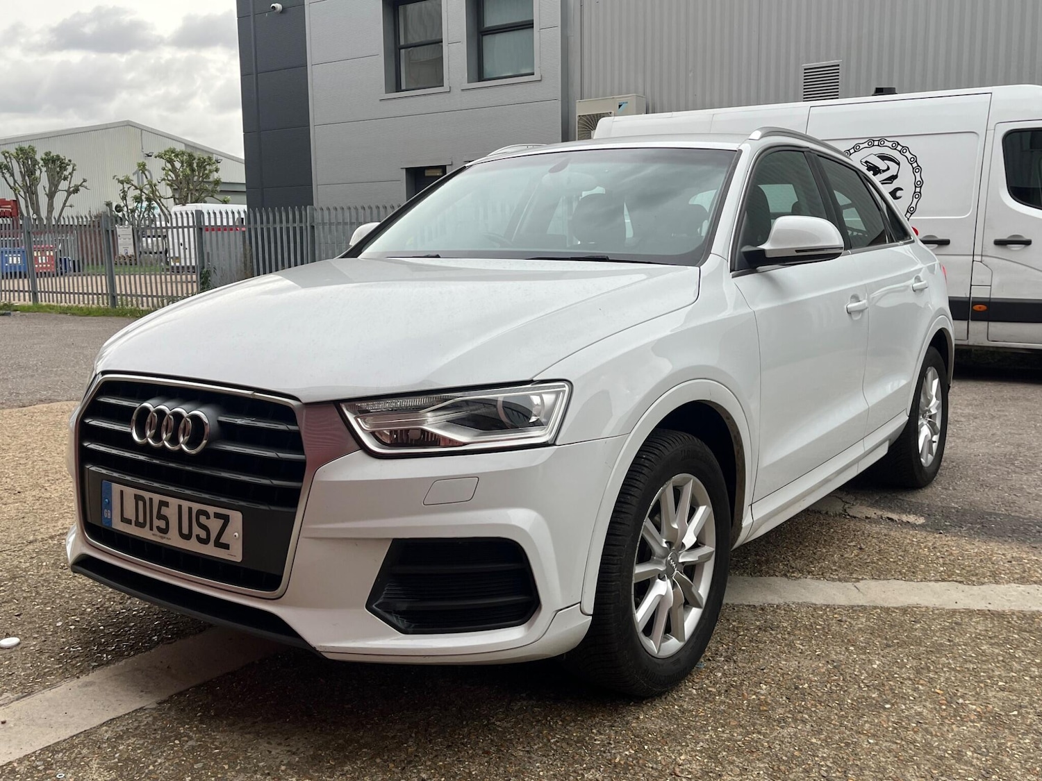 Used Audi Q3 2015 for sale - 76423236: Photo 13