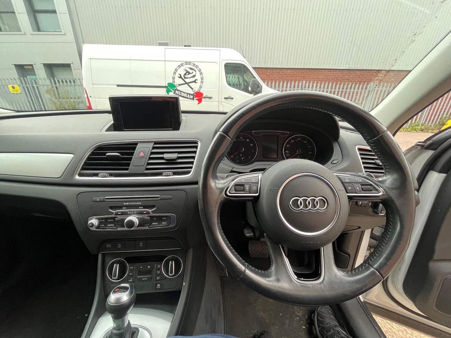 Used Audi Q3 2015 for sale - 76423236: Photo 27