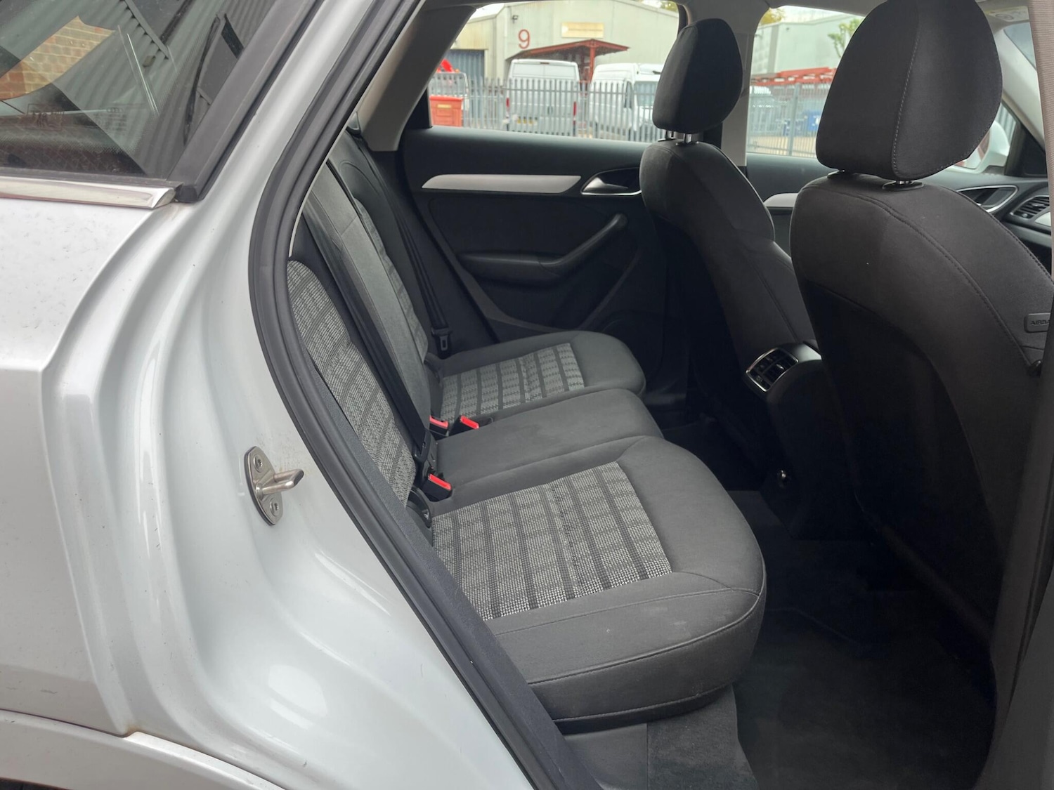 Used Audi Q3 2015 for sale - 76423236: Photo 35