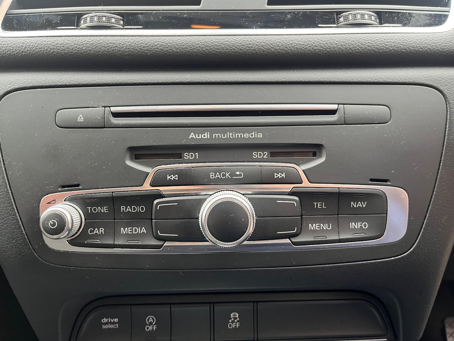 Used Audi Q3 2015 for sale - 76423236: Photo 40