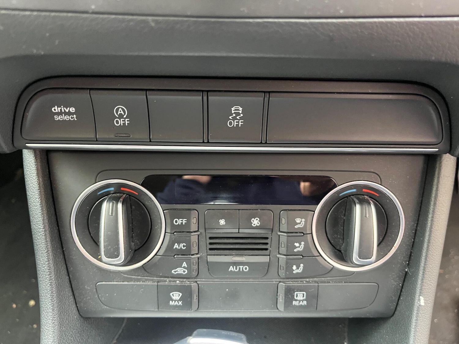 Used Audi Q3 2015 for sale - 76423236: Photo 41