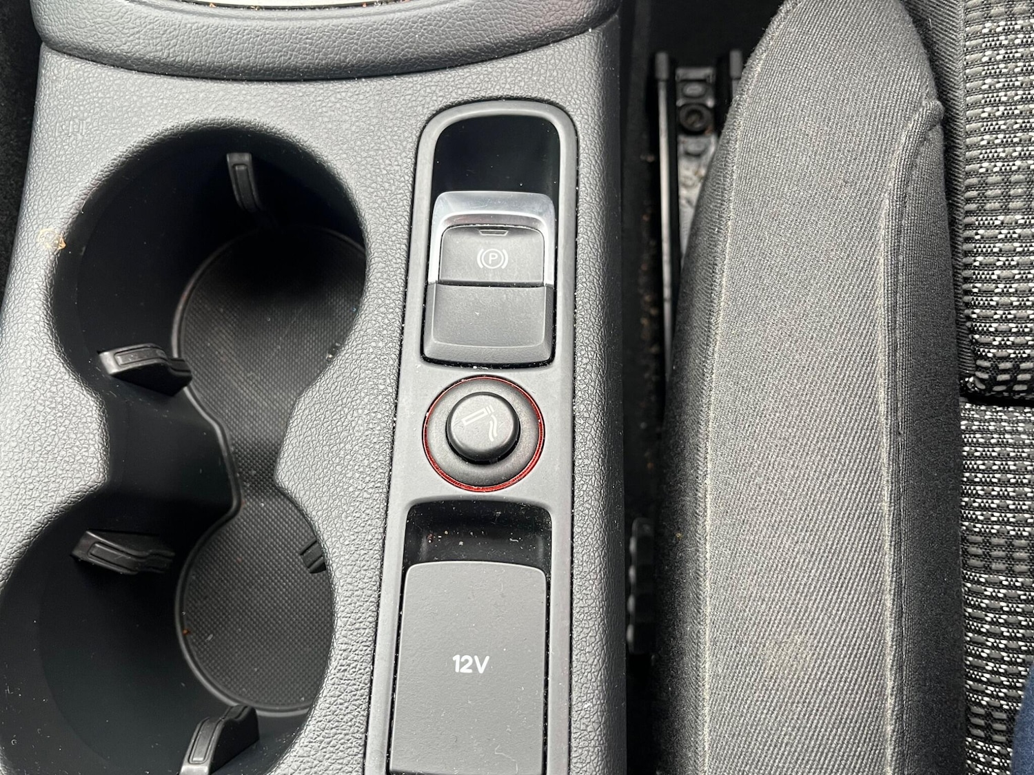 Used Audi Q3 2015 for sale - 76423236: Photo 42