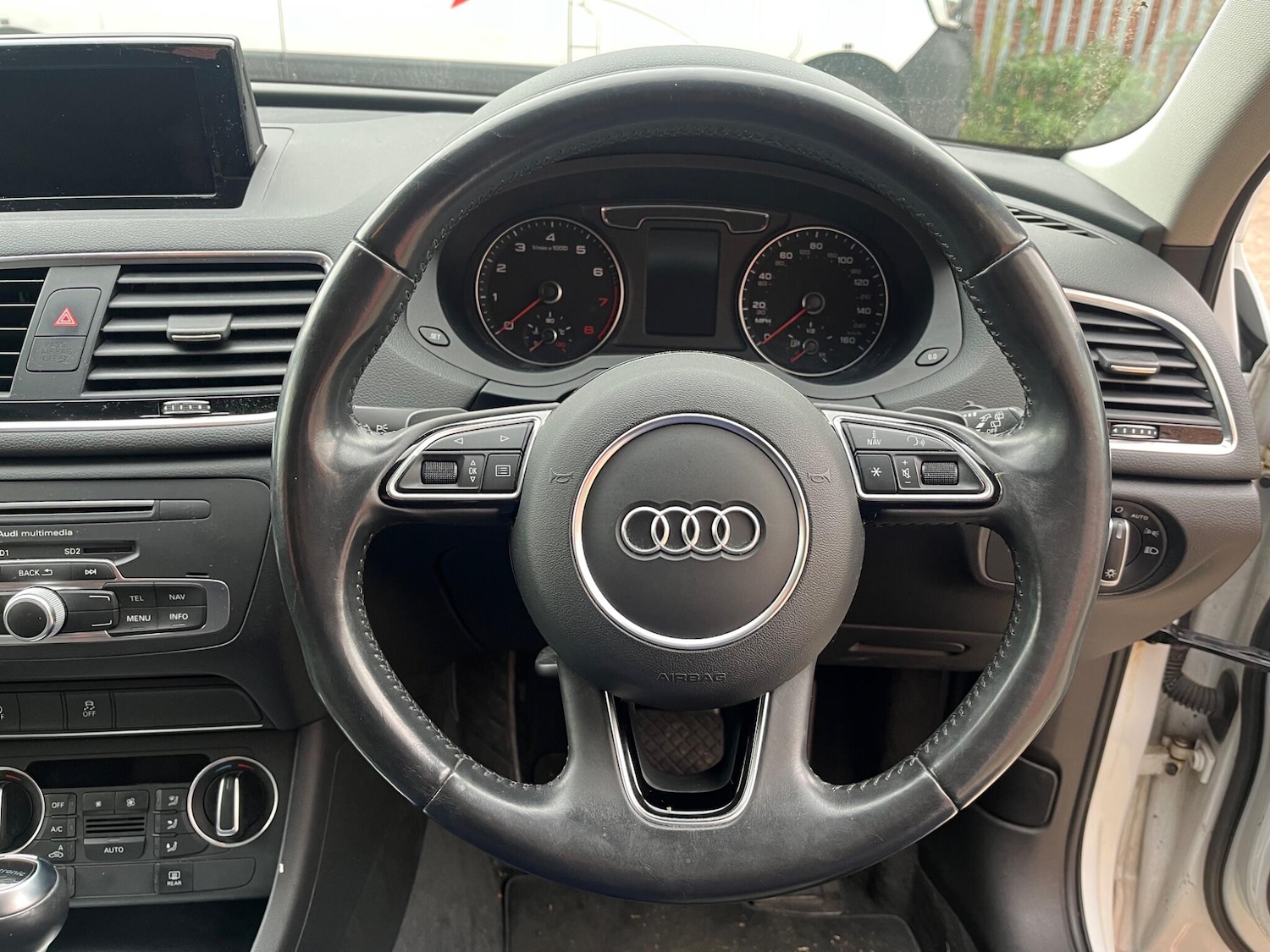 Used Audi Q3 2015 for sale - 76423236: Photo 57