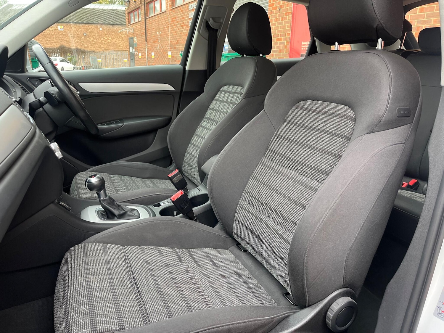 Used Audi Q3 2015 for sale - 76423236: Photo 62