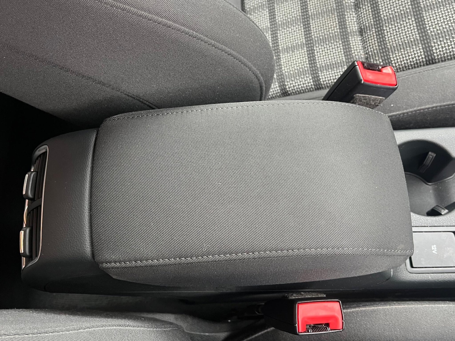 Used Audi Q3 2015 for sale - 76423236: Photo 69