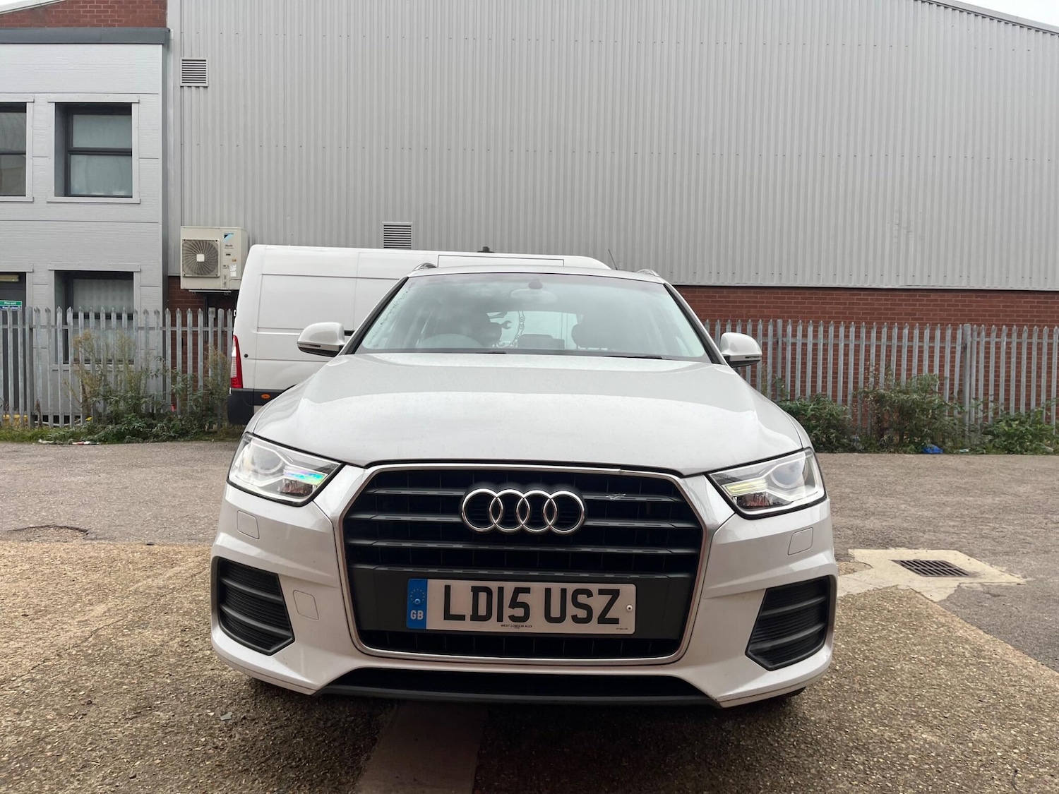 Used Audi Q3 2015 for sale - 76423236: Photo 9