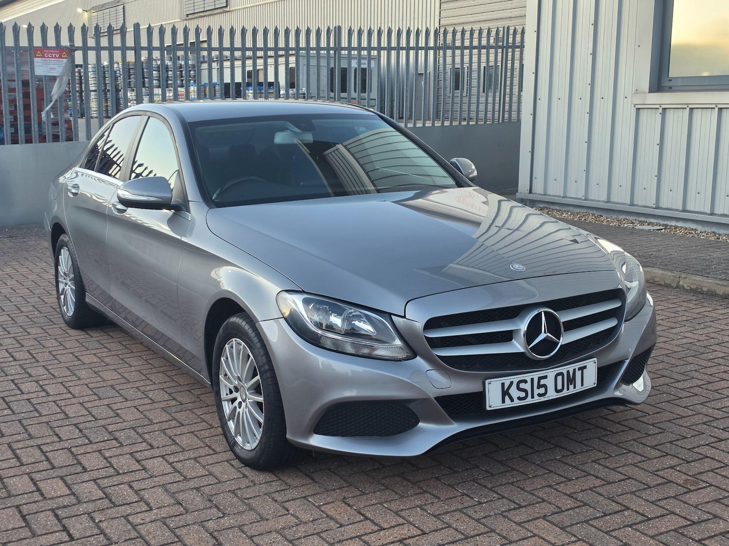Used Mercedes-Benz C Class 2015 for sale - 78062809: Photo 5